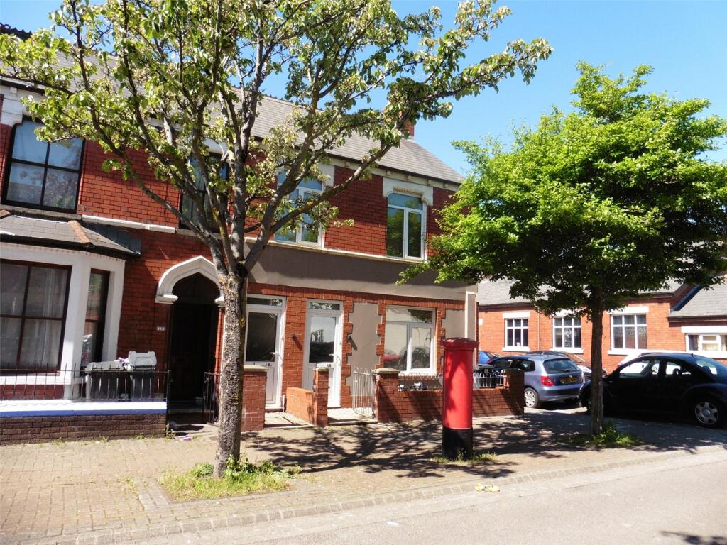 2 bedroom end of terrace house for sale in Pomeroy Street, Cardiff Bay, Cardiff, CF10