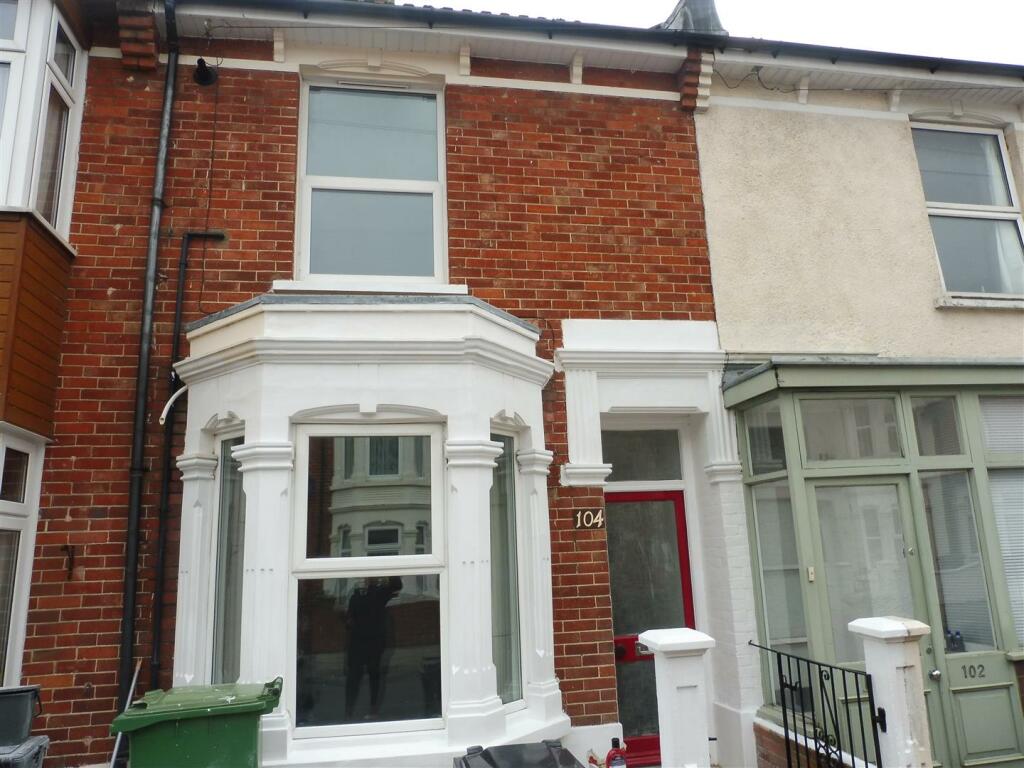2 bedroom terraced house for rent in Kingsley Road, Milton, Portsmouth, PO4