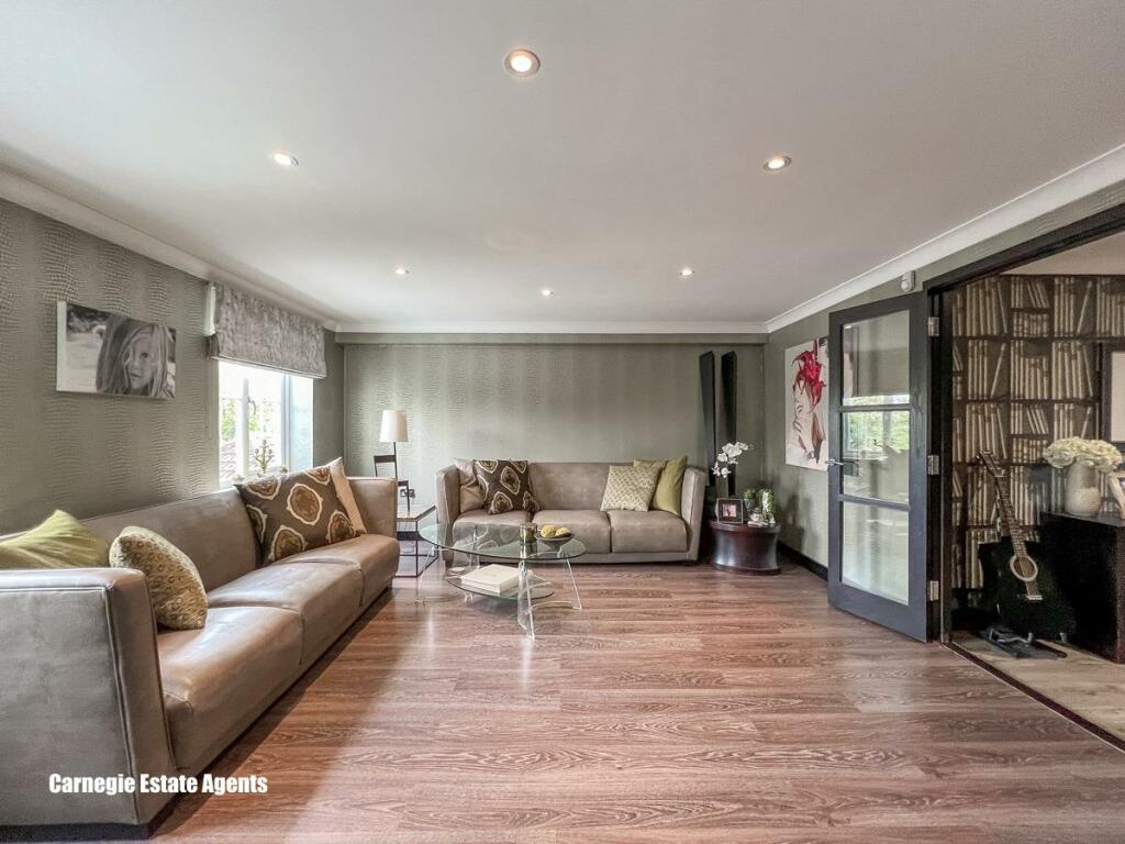 Additional property image - Node Way Gardens, Welwyn