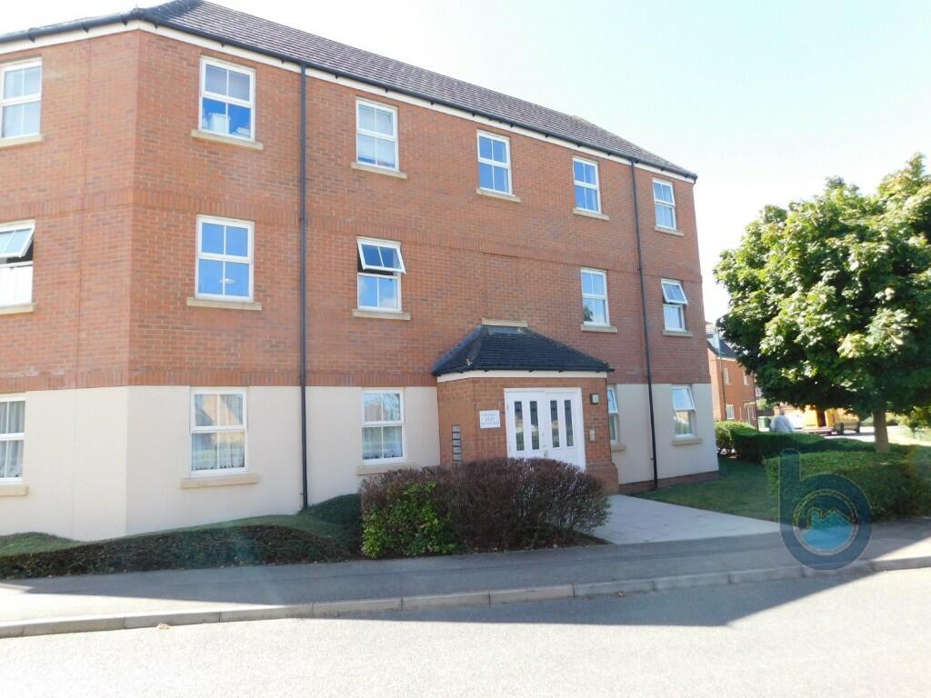2 bedroom flat for rent in Deer Valley Road, Peterborough