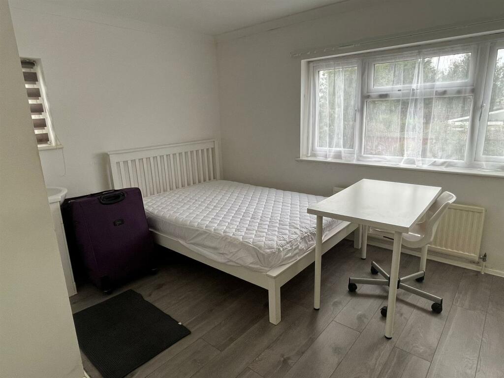 Additional property image - Briars Close, Hatfield