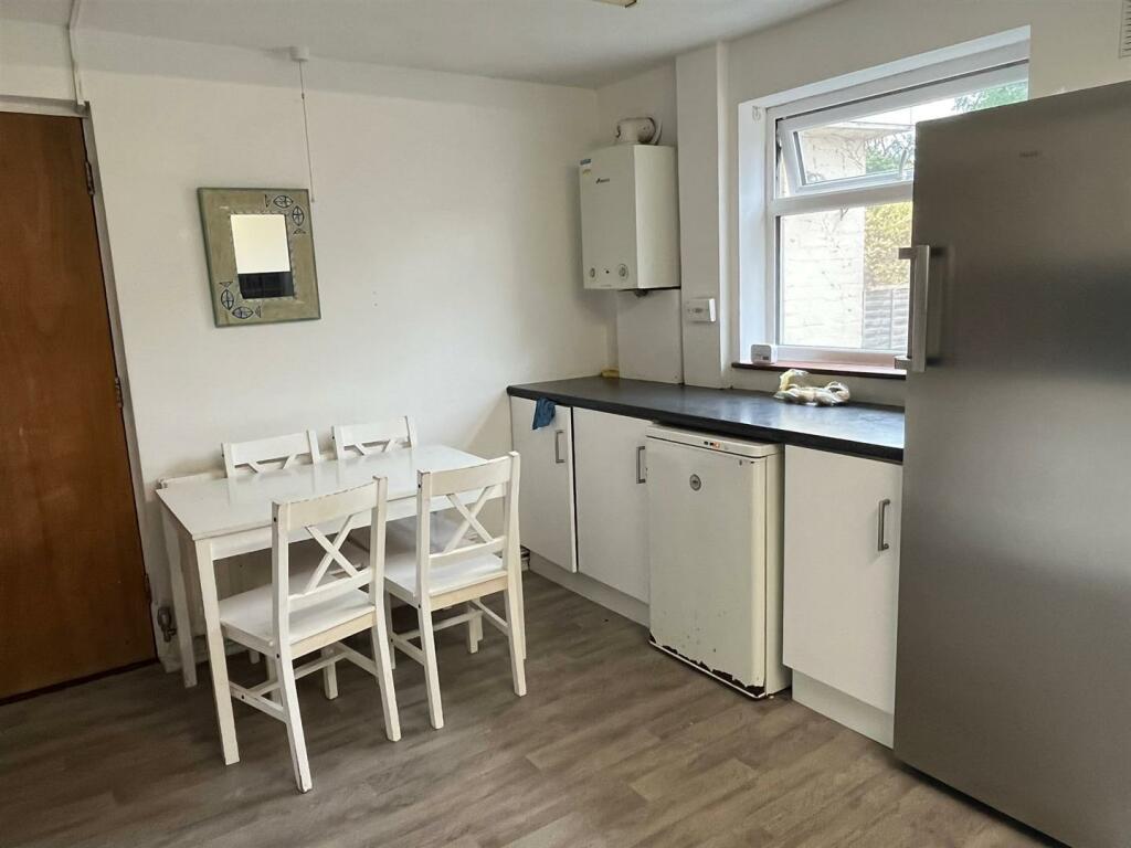 Additional property image - Briars Close, Hatfield