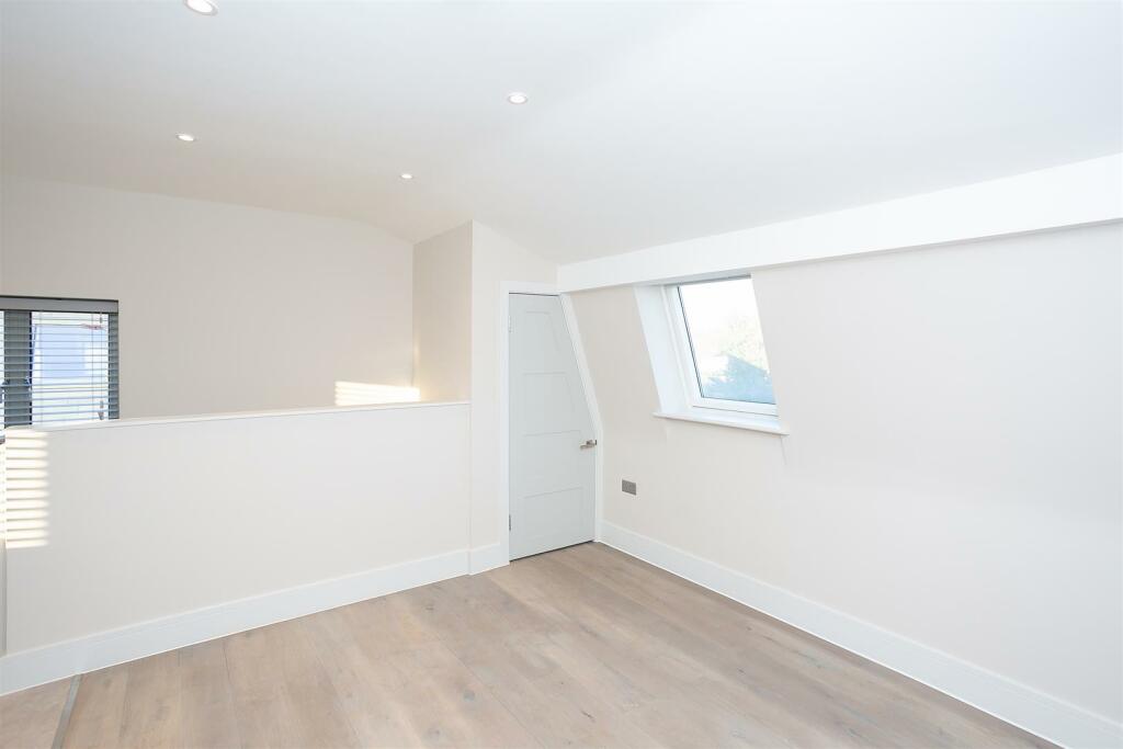 Additional property image - New Road, Welwyn Garden City