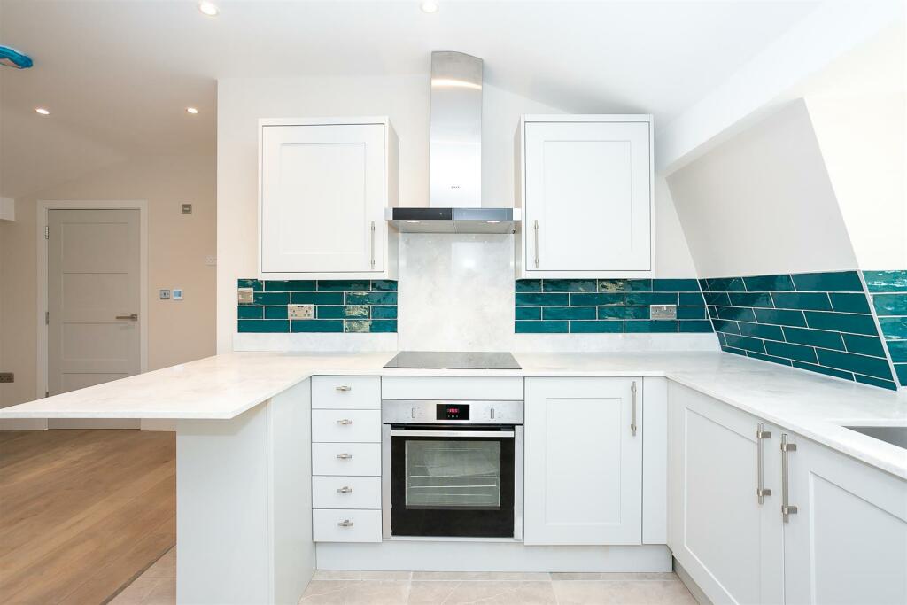 Additional property image - New Road, Welwyn Garden City