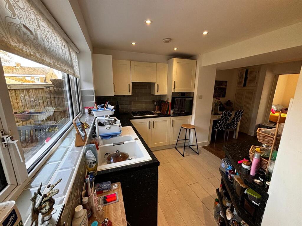 Additional property image - Travellers Lane, Hatfield