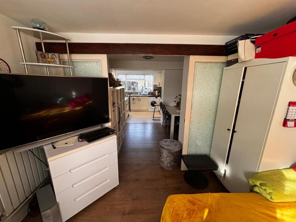 Additional property image - Travellers Lane, Hatfield