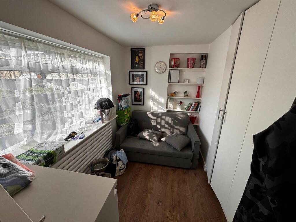 Additional property image - Travellers Lane, Hatfield