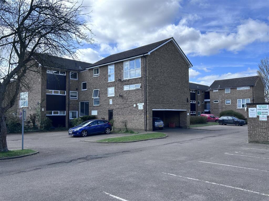 Main image of property: Hilly Fields, Welwyn Garden City