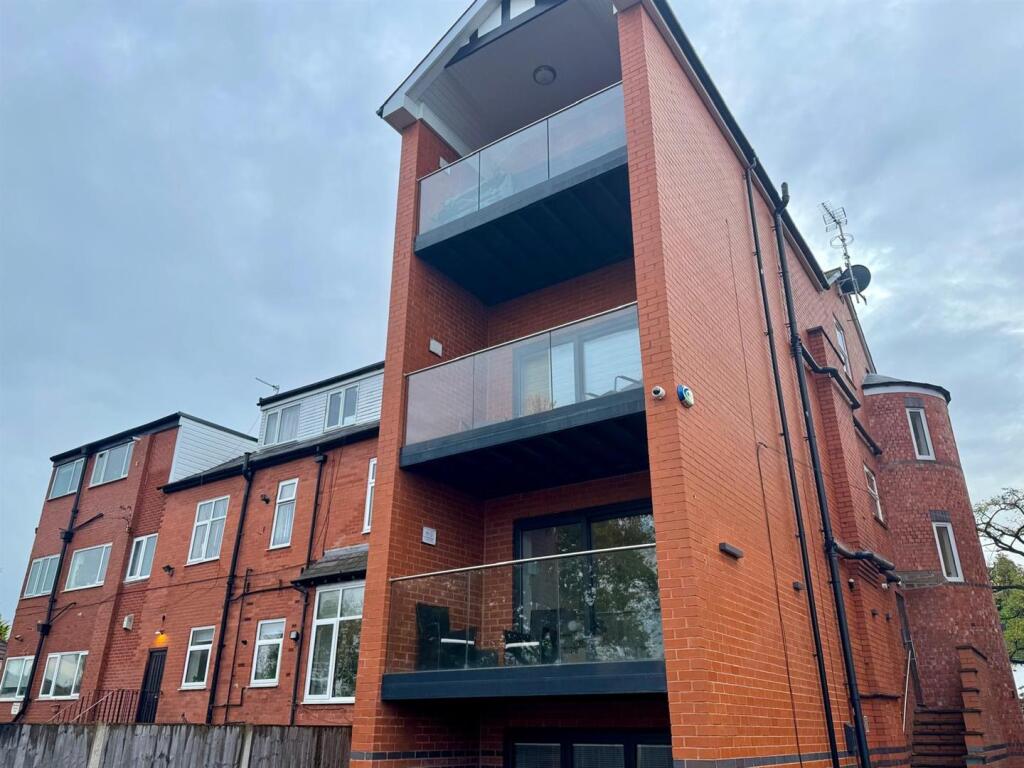 Main image of property: Ladybridge Road, Cheadle Hulme, Stockport, Sk8 5BL