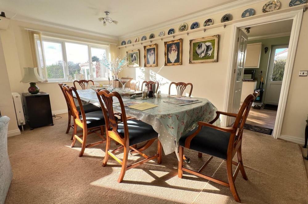 Additional property image - Oaks Drive, St Leonards, BH24 2QR