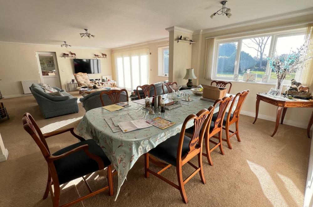 Additional property image - Oaks Drive, St Leonards, BH24 2QR