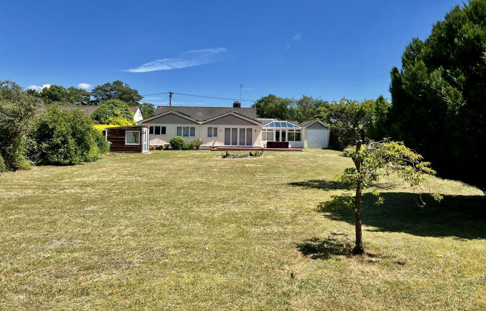 Additional property image - Oaks Drive, St Leonards, BH24 2QR