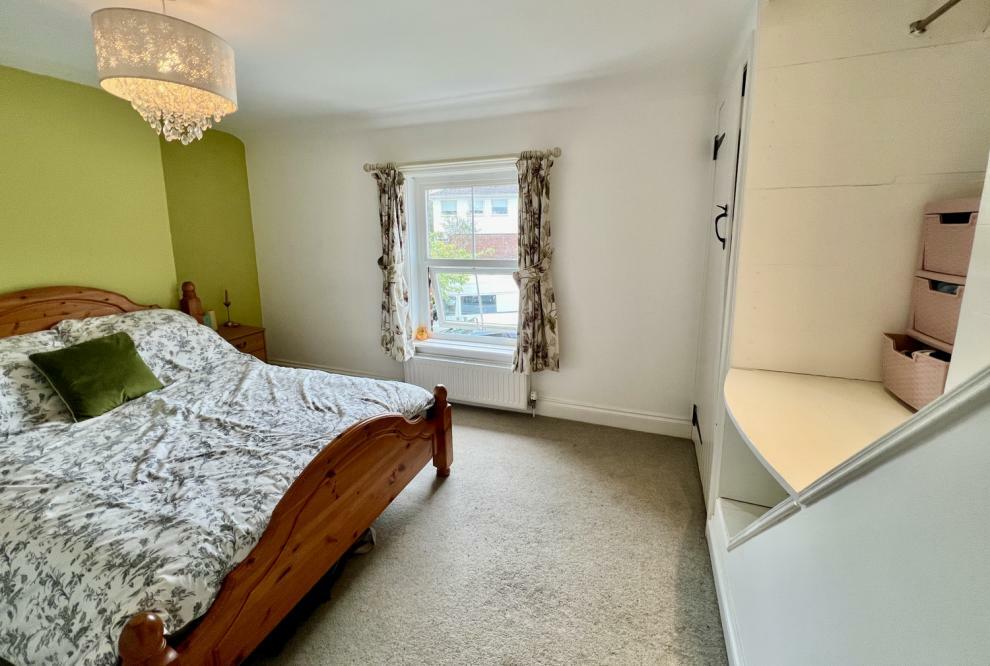 Additional property image - Duck Island Lane, Ringwood, BH24 3AA