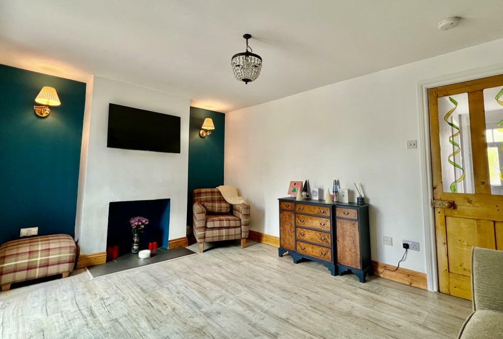 Additional property image - Duck Island Lane, Ringwood, BH24 3AA