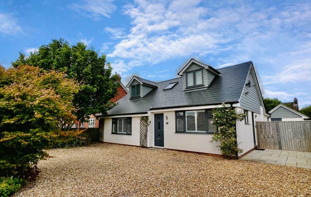 5 bedroom chalet for sale in Fairlie, Poulner, Ringwood, BH24