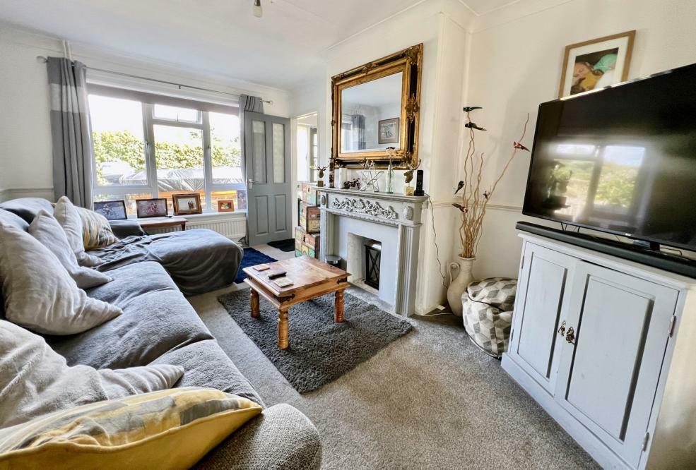 Additional property image - Keppel Close, Ringwood, BH24 1QJ