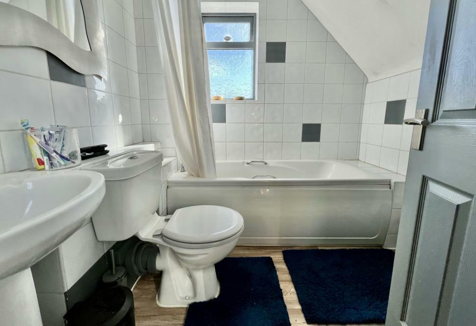 Additional property image - Keppel Close, Ringwood, BH24 1QJ