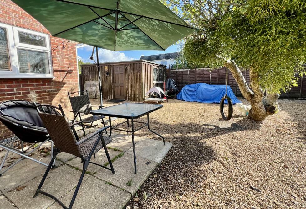 Additional property image - Keppel Close, Ringwood, BH24 1QJ