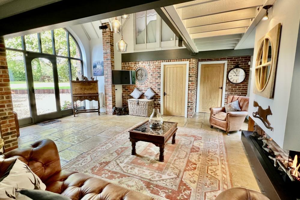 Additional property image - Campden Park, Burley, BH24 4BU