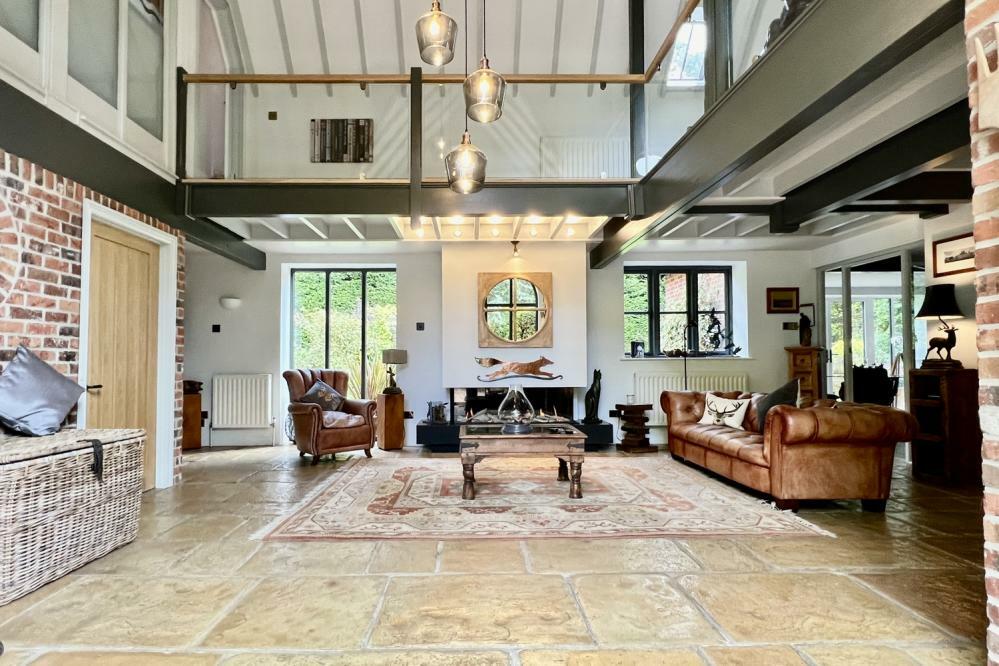 Additional property image - Campden Park, Burley, BH24 4BU