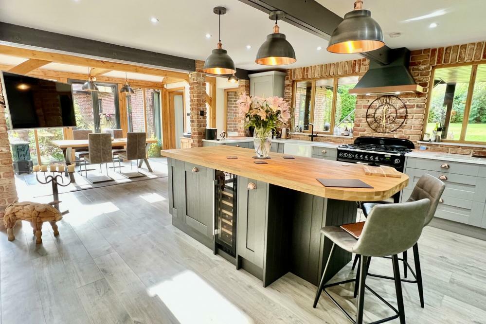 Additional property image - Campden Park, Burley, BH24 4BU