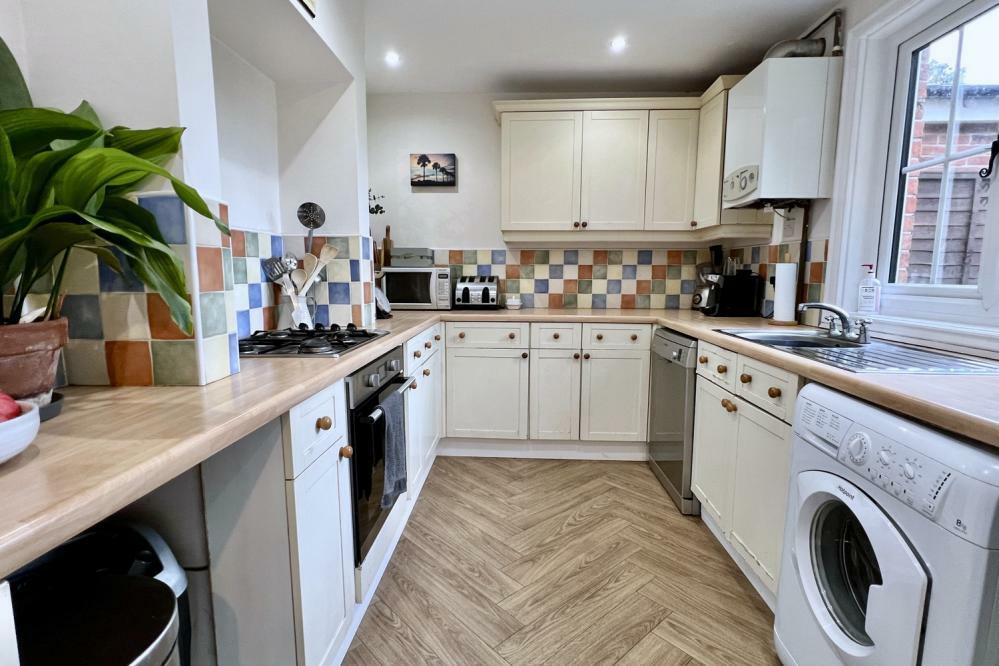 Additional property image - Ringwood Road, St Ives, BH24 2NX