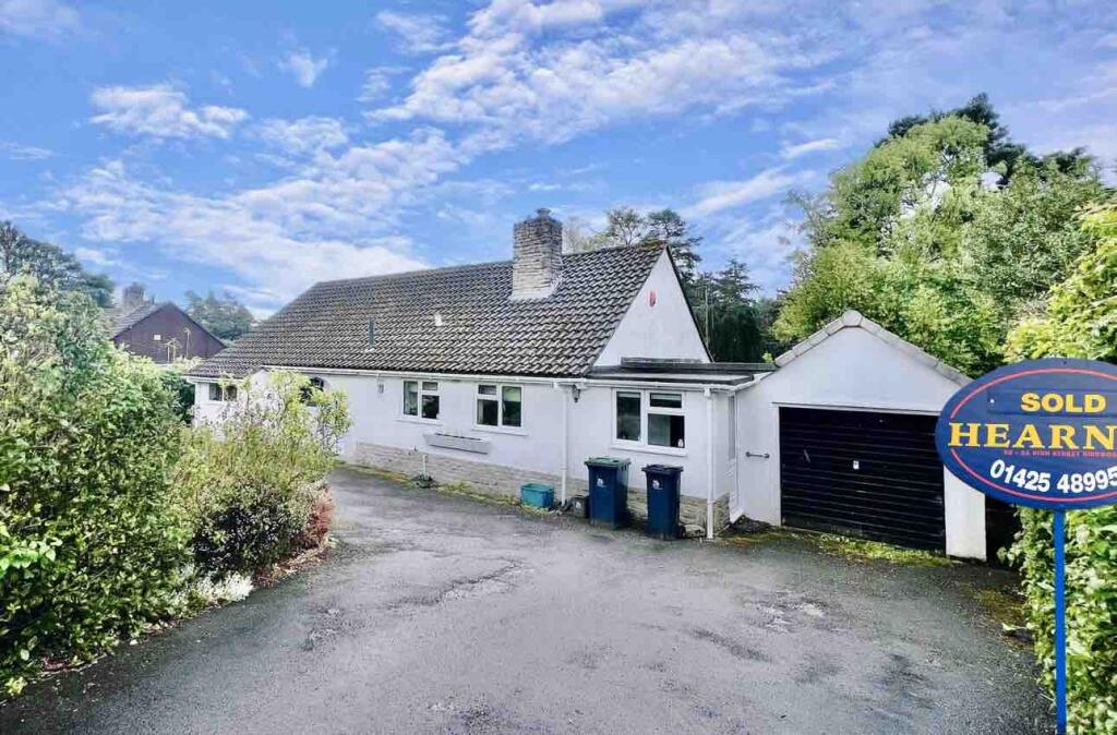 Main image of property: Oaks Drive, St Leonards, BH24
