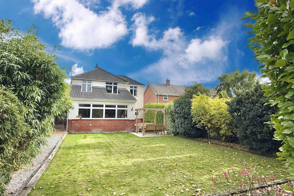 Main image of property: Verwood, BH31