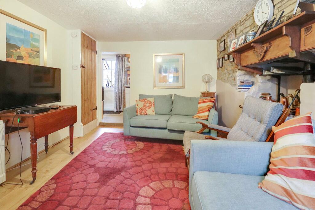 3 bedroom terraced house for sale in Rickards Row, Buckland Brewer