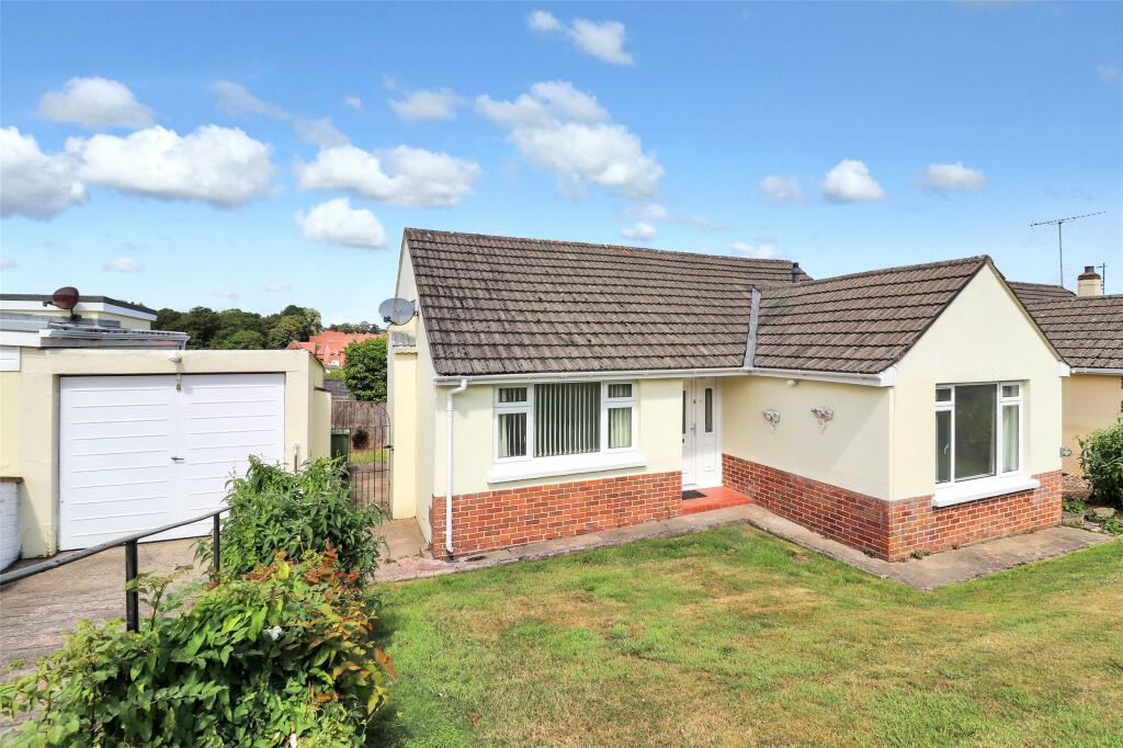 2 bedroom bungalow for sale in Moreton Avenue, Bideford, Devon, EX39