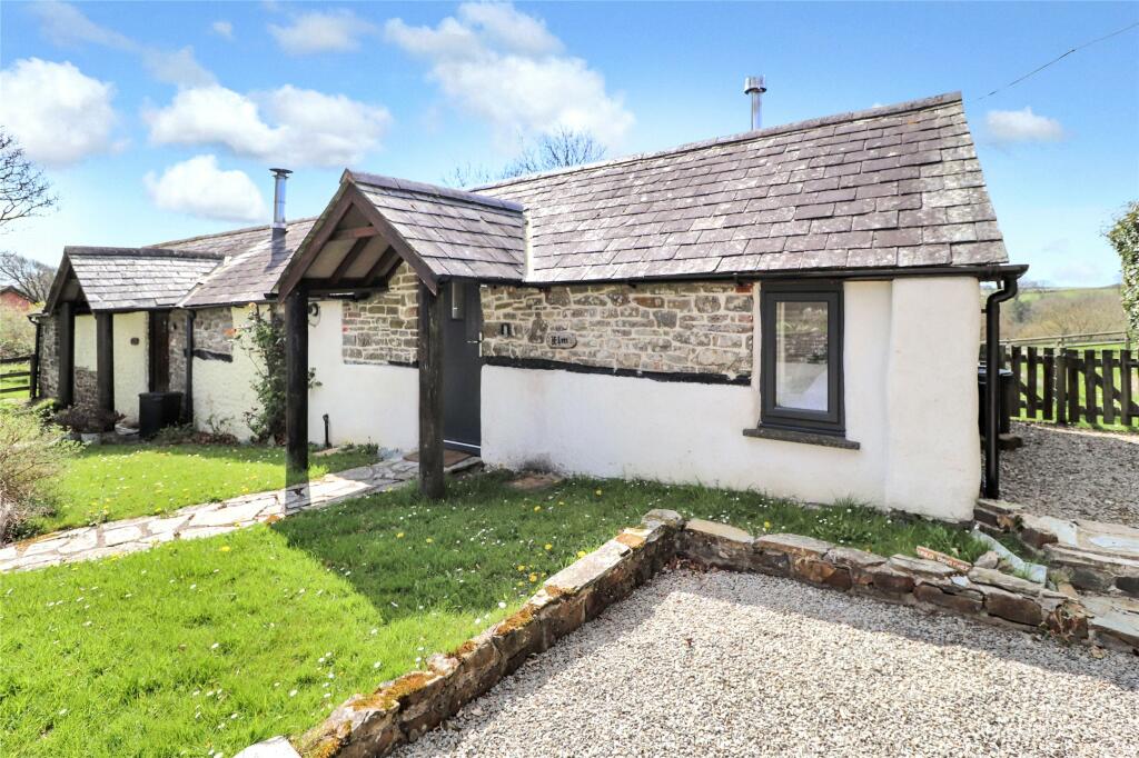 1 bedroom bungalow for sale in Woolsery, Bideford, Devon, EX39