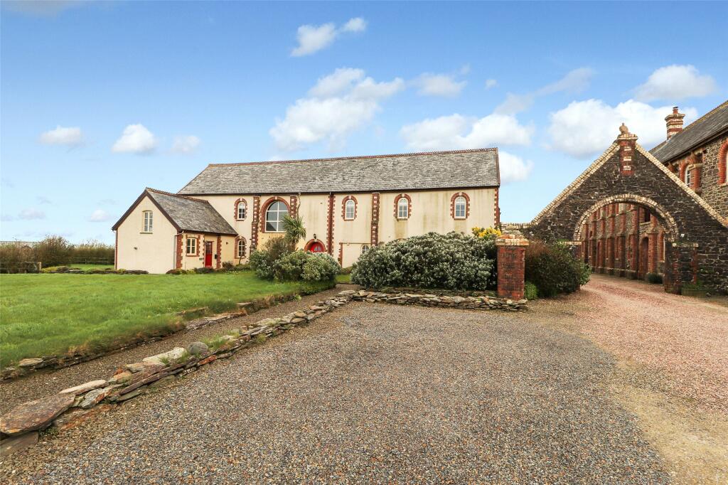 3 bedroom apartment for sale in Higher Clovelly, Bideford, Devon, EX39