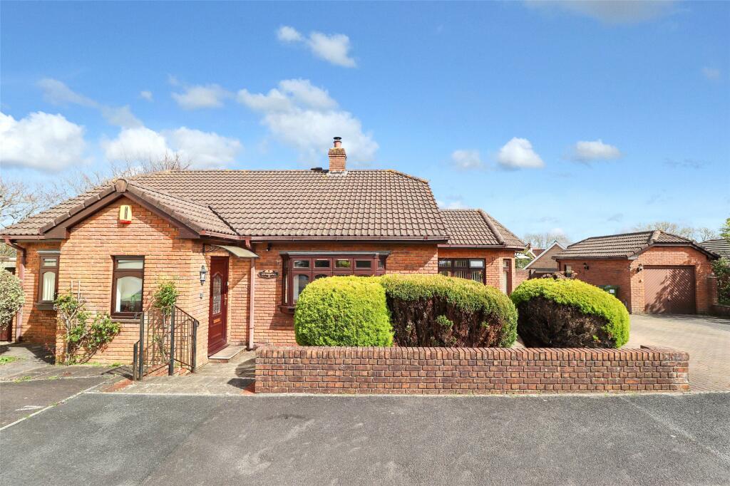 2 bedroom bungalow for sale in Bay View Court, Bay View Road, Northam