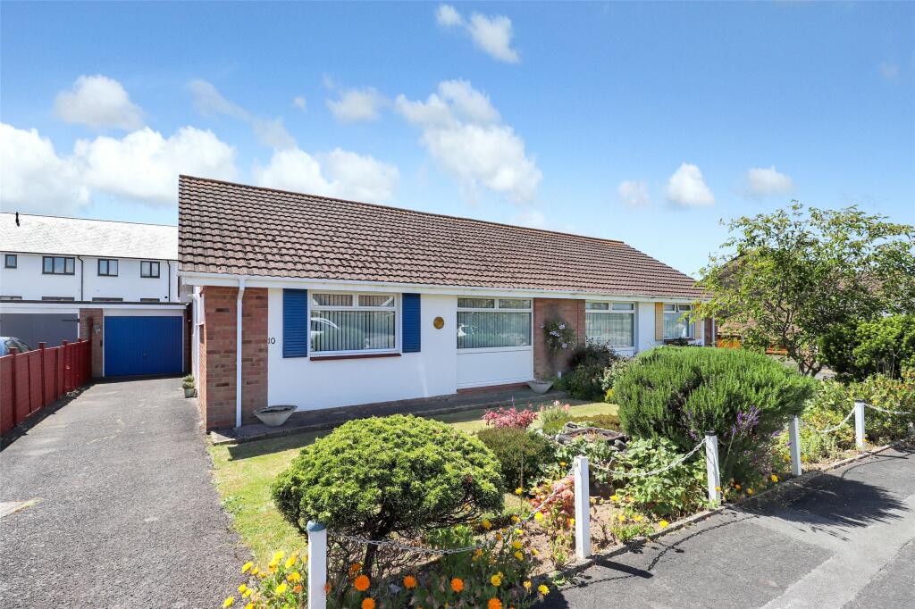 2 bedroom bungalow for sale in The Links, Northam, Bideford, Devon, EX39