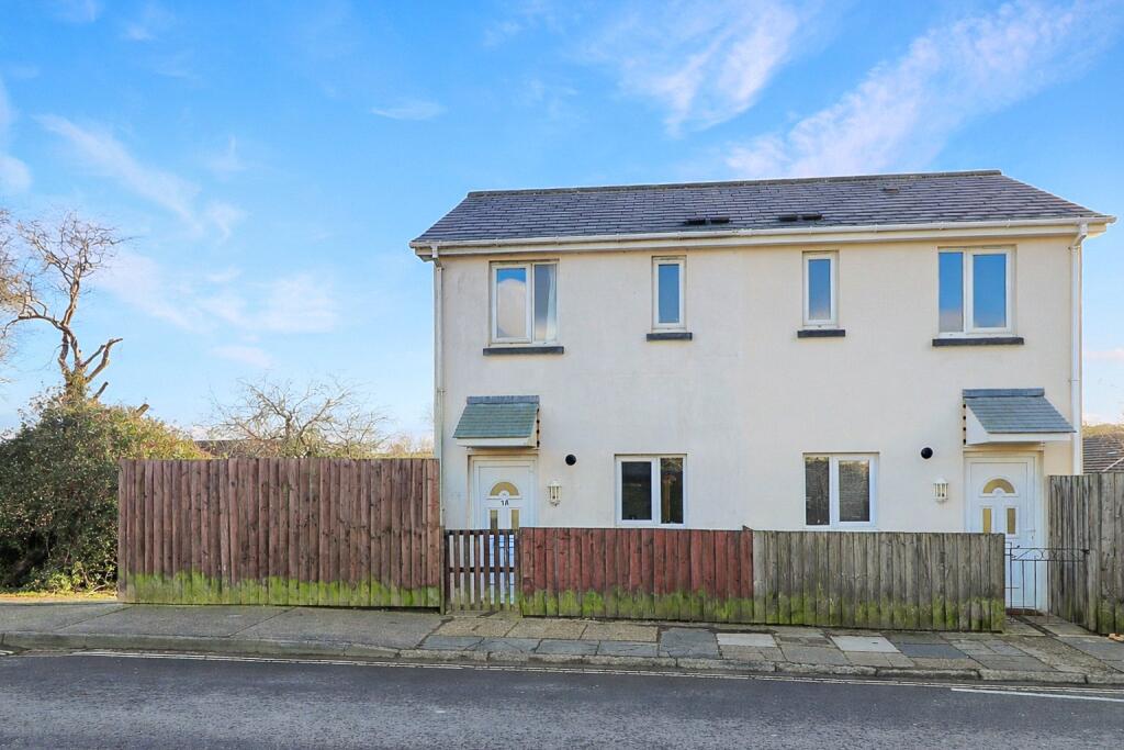 Main image of property: Handy Cross, Clovelly Road, Bideford, Devon, EX39
