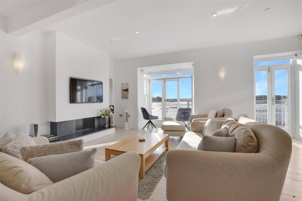 Main image of property: Instow, Bideford, Devon, EX39