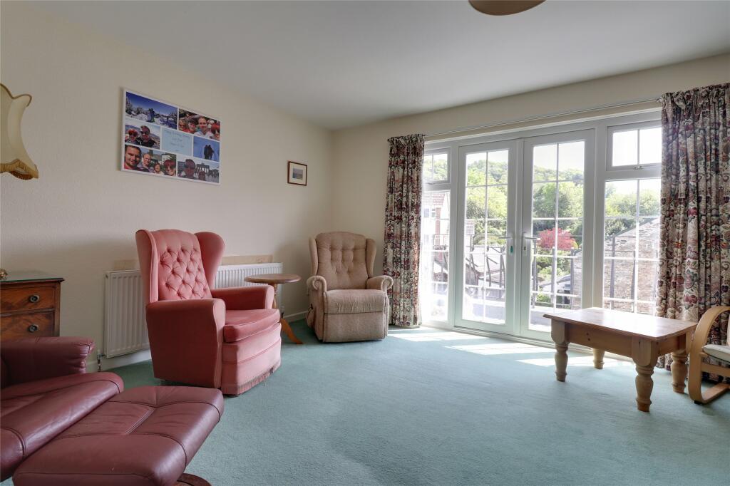 2 bedroom apartment for sale in Acland Court, Braunton, Devon, EX33