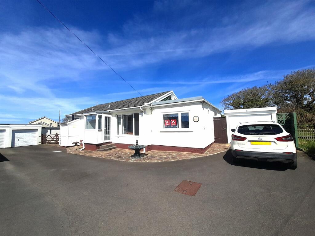 3 bedroom bungalow for sale in Trelawney Avenue, Poughill, Bude