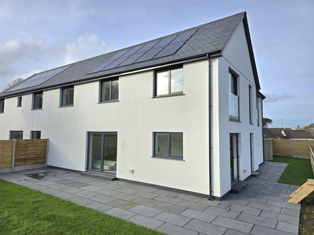 Main image of property: North Road, Hoslworthy, Devon, EX22