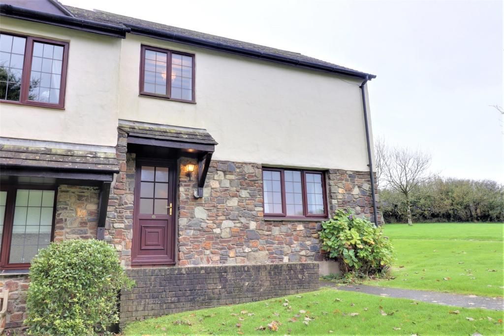 3 bedroom semidetached house for sale in Willingcott Valley