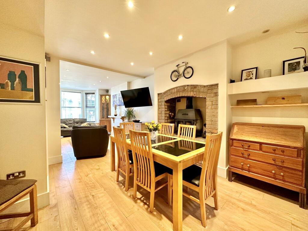 5 bedroom terraced house for sale in Highfield Terrace,