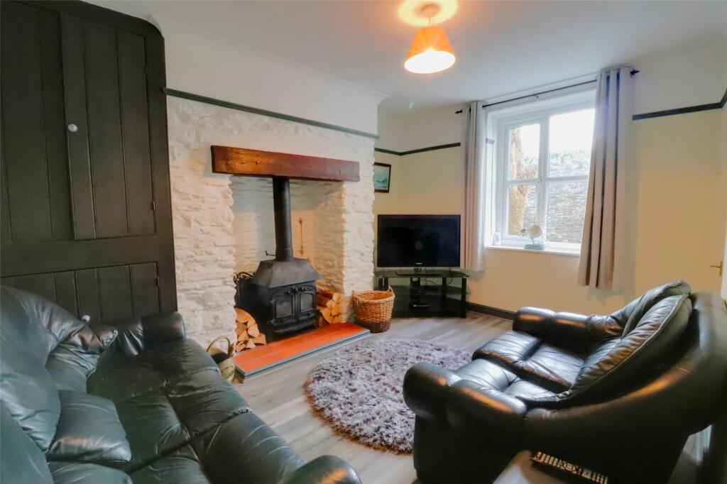 2 bedroom semidetached house for sale in King Street, Combe Martin