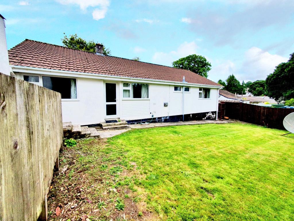 3 bedroom bungalow for sale in Medrow, Polyphant, Launceston, Cornwall