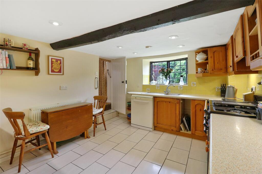 3 bedroom detached house for sale in Priest Street, Williton, Taunton