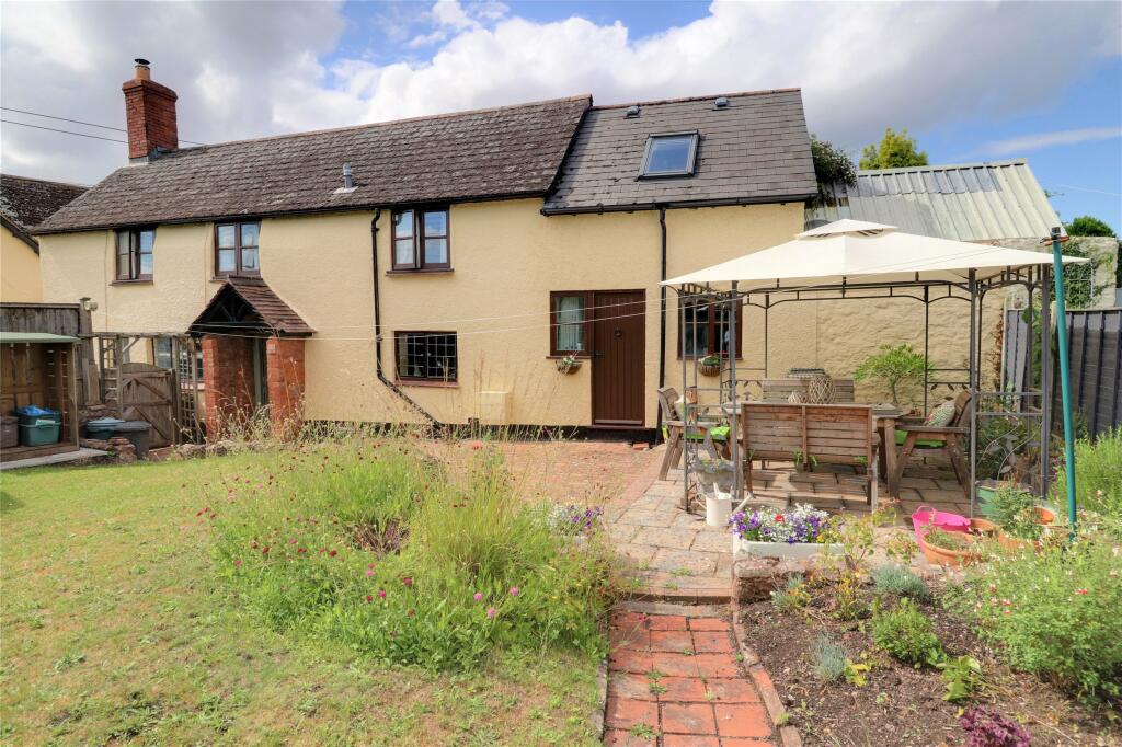 3 bedroom detached house for sale in Priest Street, Williton, Taunton