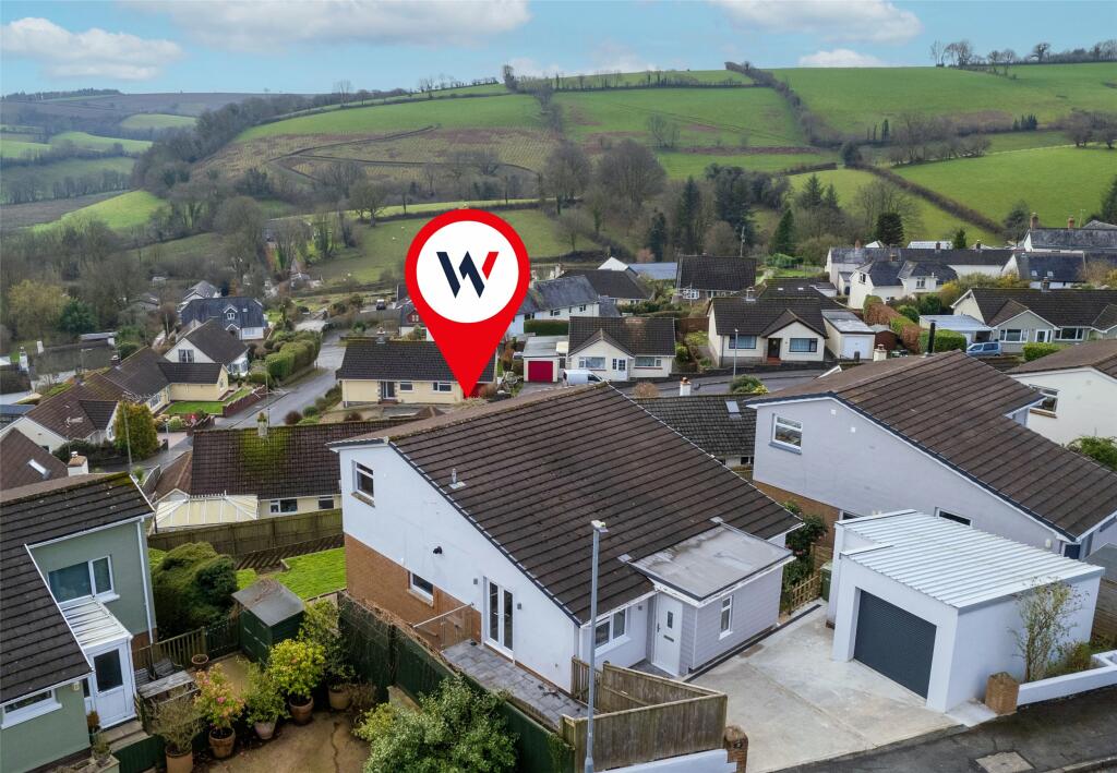 4 bedroom detached house for sale in Broad Close, North Molton, South