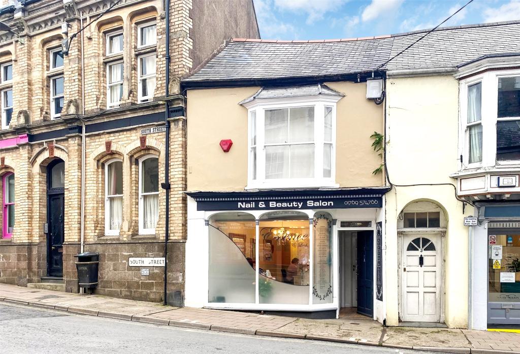 Shop for sale in South Street, South Molton, Devon, EX36