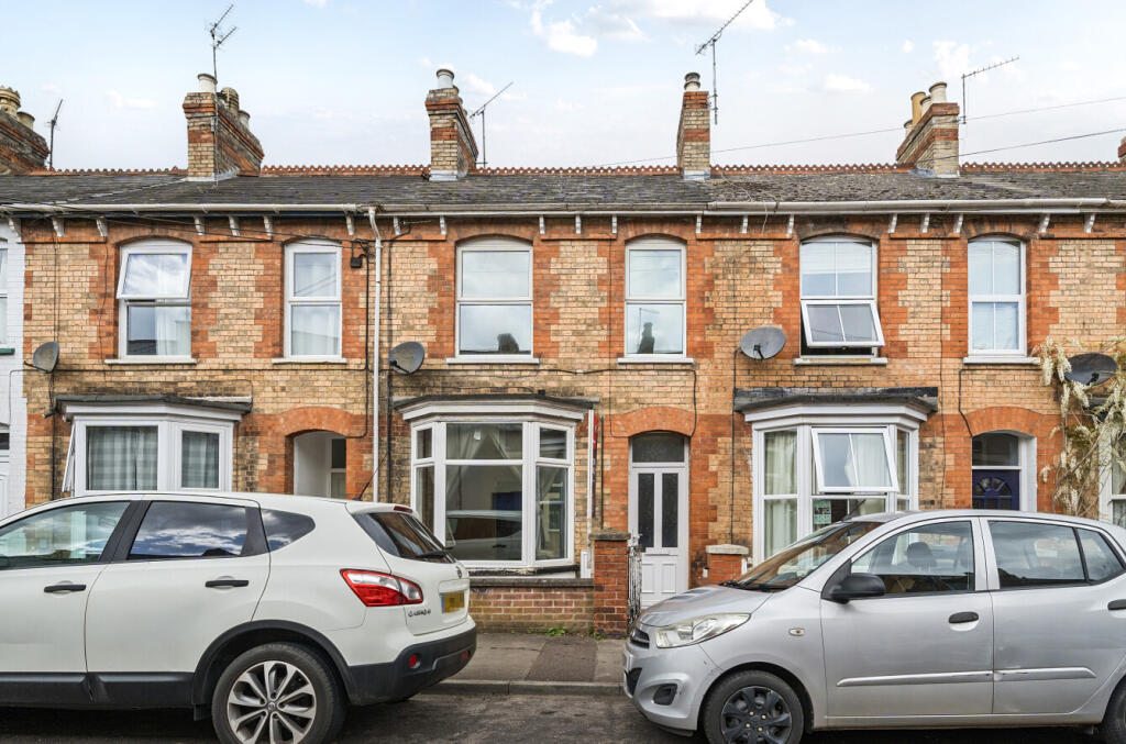 Main image of property: Portland Street, Taunton, Somerset, TA1