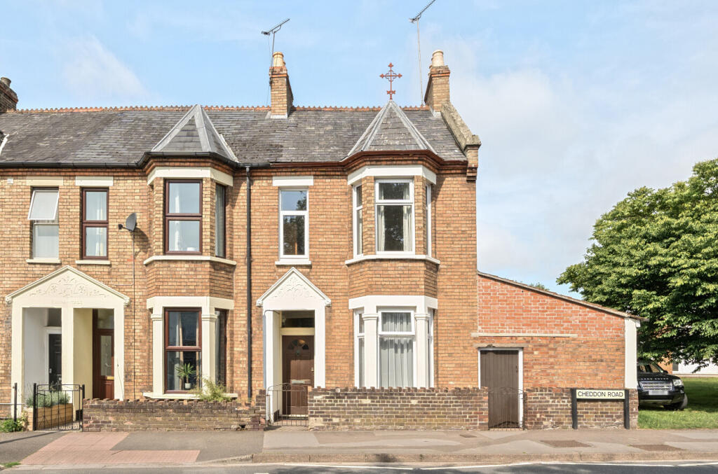 Main image of property: Cheddon Road, Taunton, Somerset, TA2