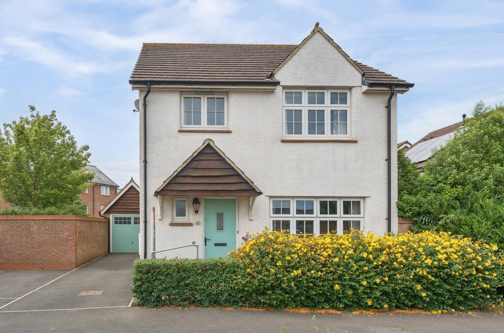 Main image of property: Leaches Mead, Bathpool, Taunton, Somerset, TA2